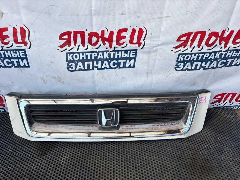 Решетка радиатора Honda Crv RD2 B20B (б/у)