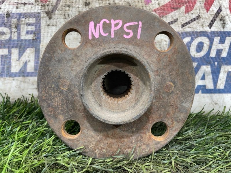 Фланец ступицы Toyota Succeed NCP51 1NZ-FE передний (б/у)