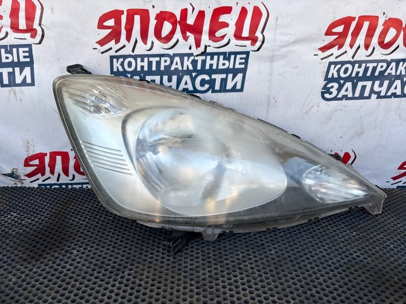 Фара Honda Fit GE6 L13A правая (б/у)