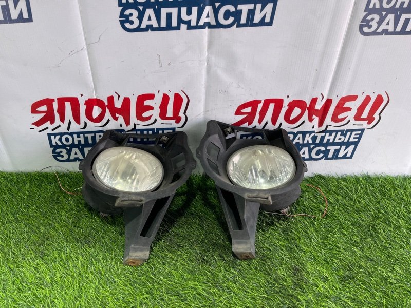 Туманка Toyota Porte NNP10 2NZ-FE передняя (б/у)