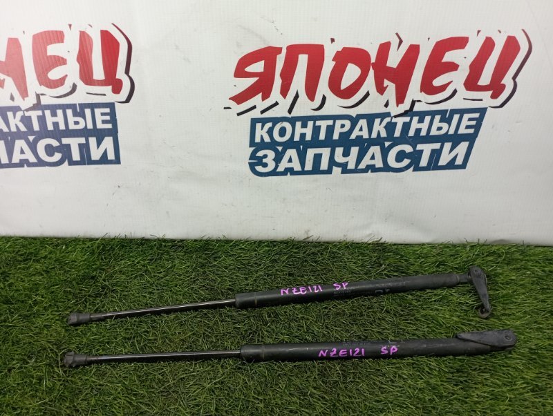 Амортизатор задней двери Toyota Corolla Spacio NZE121 1NZ-FE (б/у)