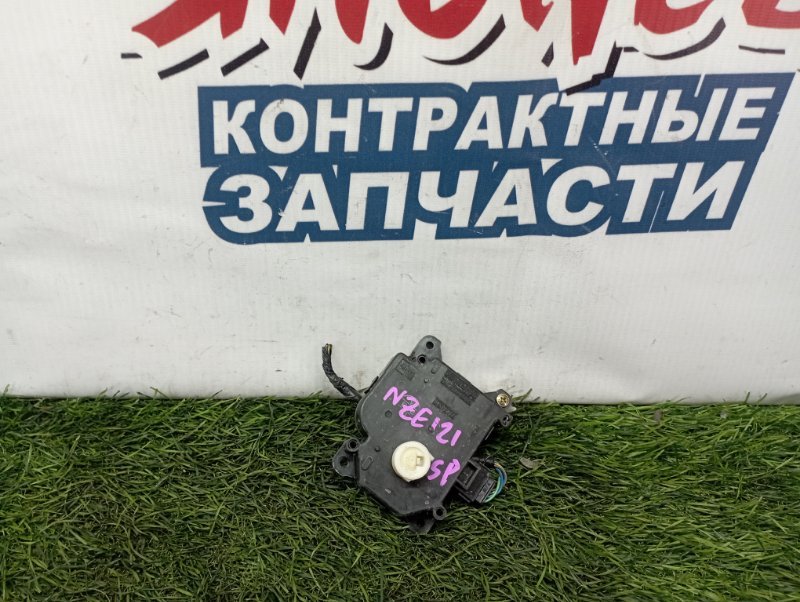 Сервопривод заслонок печки Toyota Corolla Spacio NZE121 1NZ-FE (б/у)