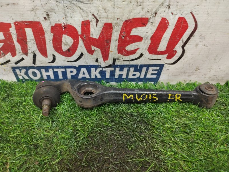 Рычаг нижний Toyota Duet M101S EJ-VE передний правый (б/у)