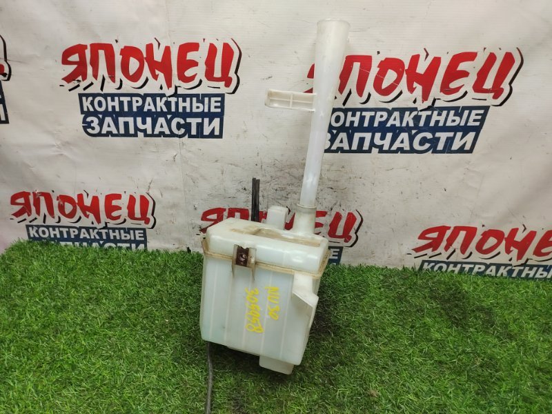 Бачок стеклоомывателя Nissan Presage NU30 KA24DE (б/у)