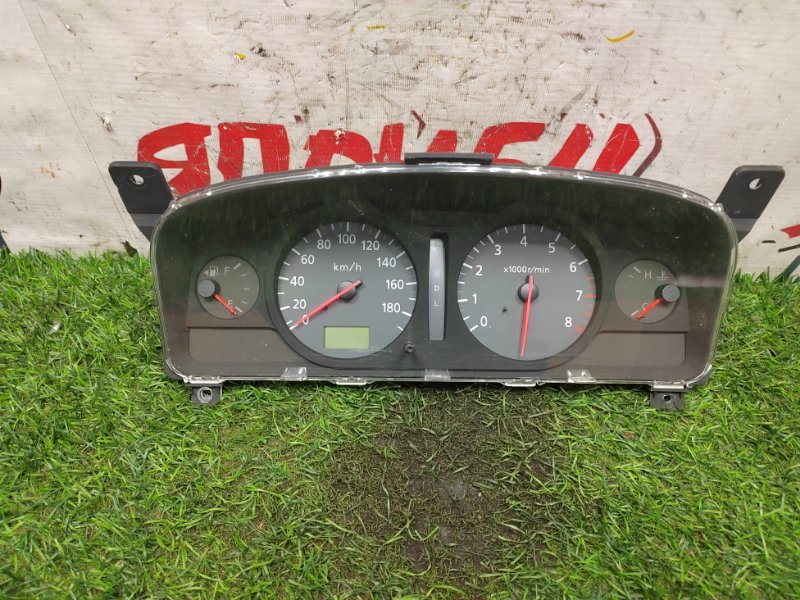 Панель приборов Nissan Serena TC24 QR20DE (б/у)