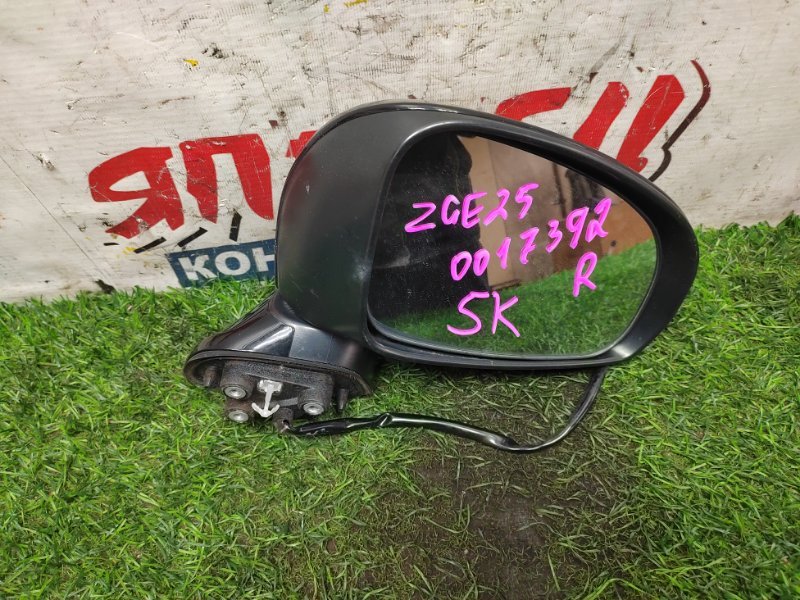 Зеркало Toyota Wish ZGE25 2ZR-FAE правое (б/у)