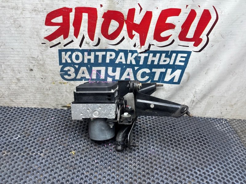 Блок abs Nissan Fuga GY50 VK45DE (б/у)