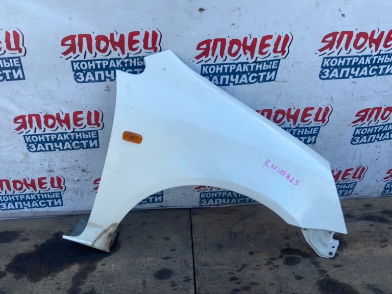 Крыло Honda Stream RN1 D17A переднее правое (б/у)