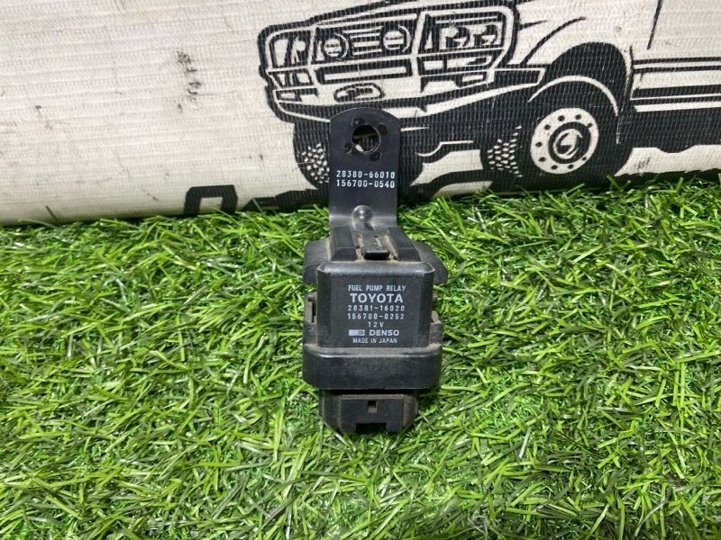 Реле топливного насоса Toyota Land Cruiser FZJ80 1FZ-FE (б/у)