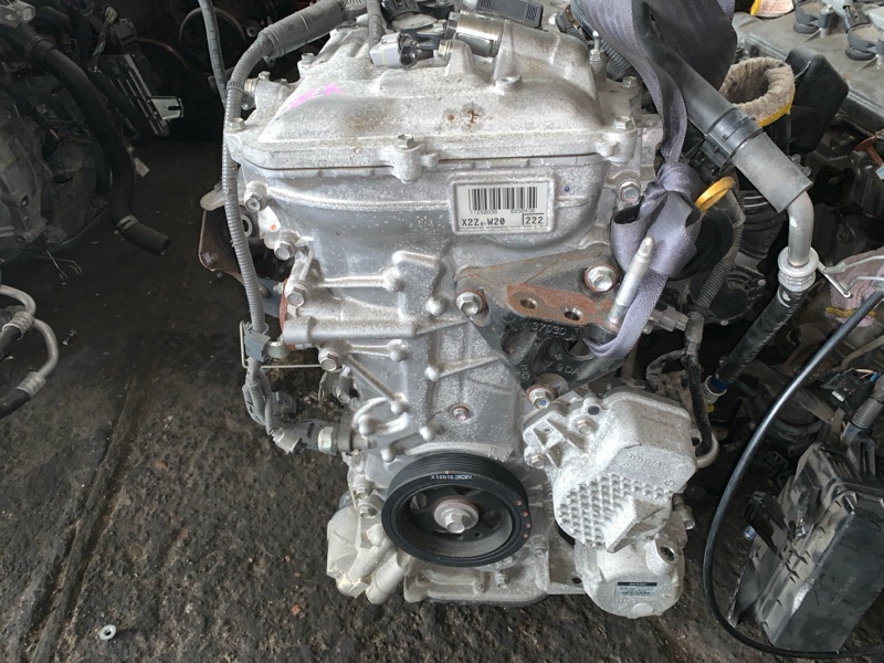 Двигатель Toyota Prius ZVW30 2ZR-FXE (б/у)