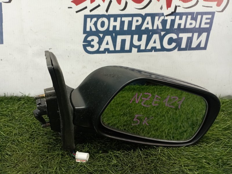 Зеркало Toyota Allex NZE121 1NZ-FE правое (б/у)