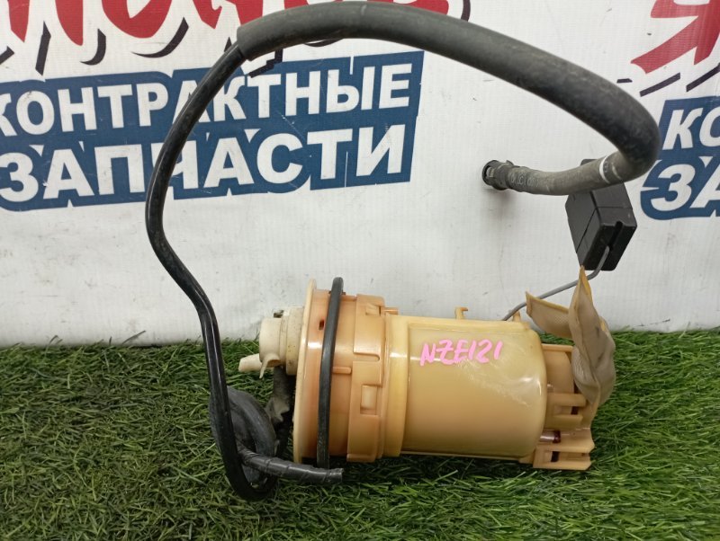 Топливный насос Toyota Allex NZE121 1NZ-FE (б/у)