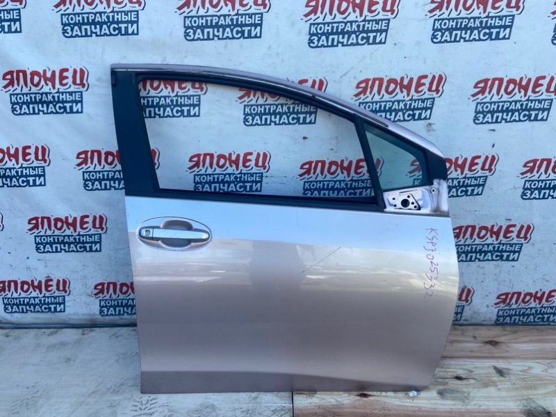 Дверь Toyota Vitz KSP130 1KR-FE передняя правая (б/у)