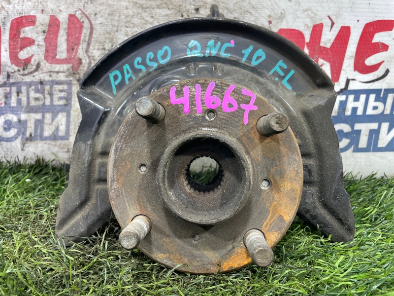 Ступица Toyota Passo KGC10 1KR-FE передняя левая (б/у)
