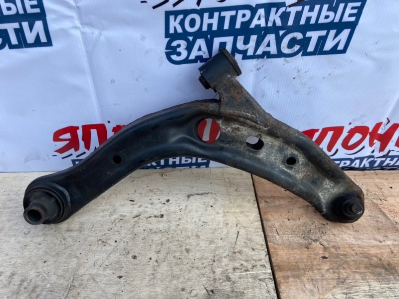 Рычаг нижний Mazda Mpv LWEW FSDE передний правый (б/у)