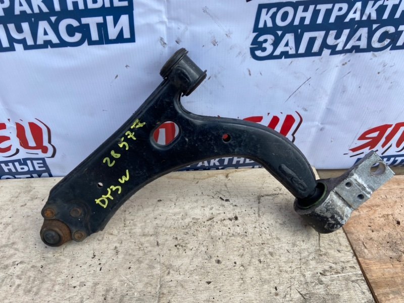 Рычаг нижний Mazda Demio DY3W ZJVE передний правый (б/у)