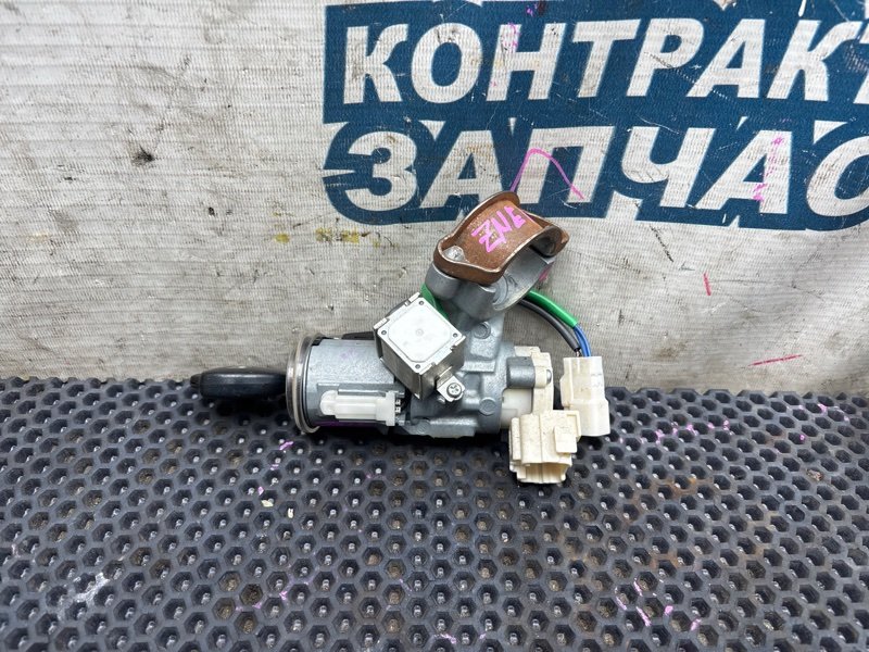 Замок зажигания Toyota Wish ZNE14 1ZZ-FE (б/у)