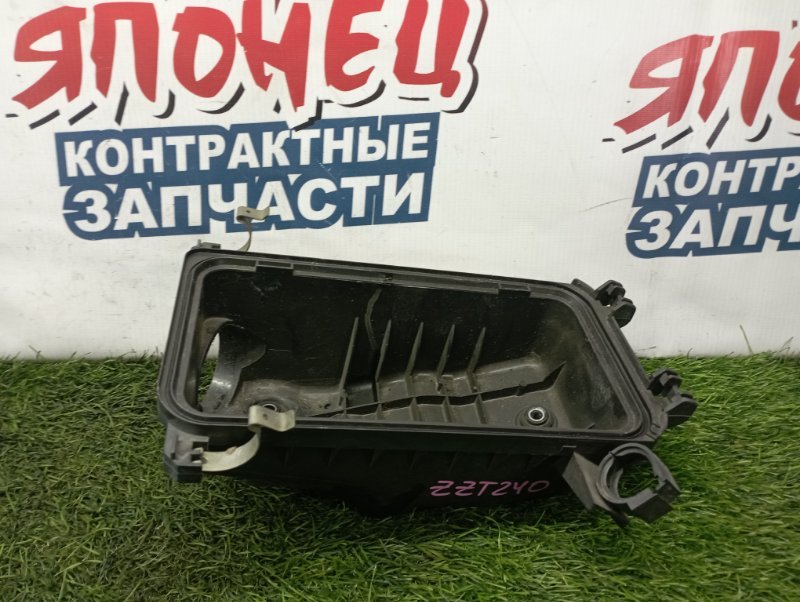 Корпус воздушного фильтра Toyota Allion ZZT240 1ZZ-FE (б/у)