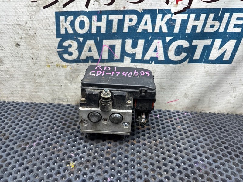 Блок abs Honda Fit GD1 L13A (б/у)