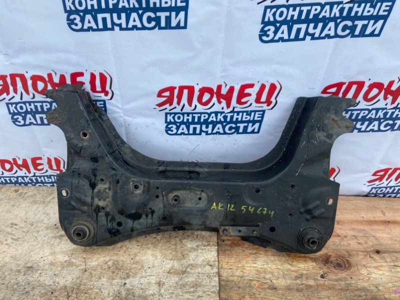 Балка Nissan March AK12 CR12DE передняя (б/у)
