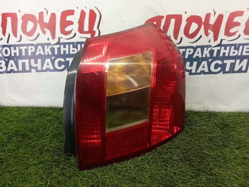 Стоп-сигнал Toyota Allex NZE121 1NZ-FE задний правый (б/у)
