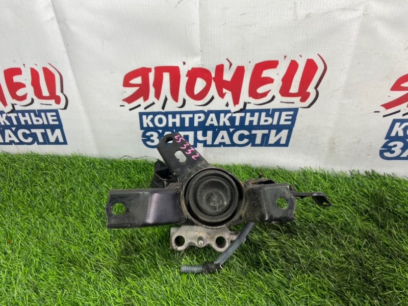 Подушка двигателя Toyota Prius ZVW30 2ZR-FXE правая (б/у)