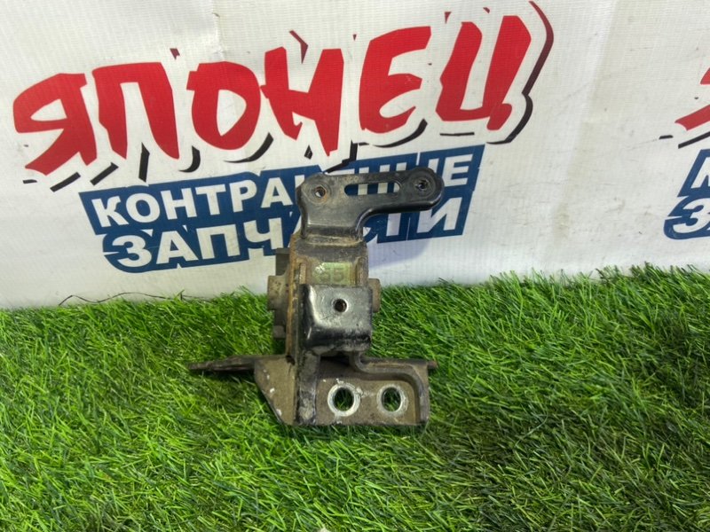 Подушка двигателя Toyota Corolla Fielder NZE144 1NZ-FE левая (б/у)
