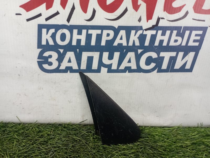 Уголок крыла Toyota Passo KGC10 1KR-FE передний правый (б/у)