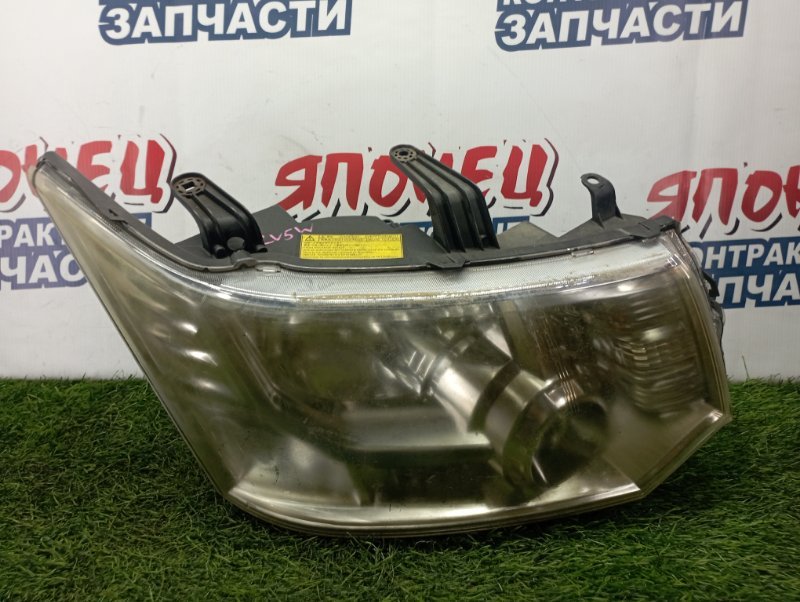 Фара Mitsubishi Delica D:5 CV5W 4B12 передняя правая (б/у)