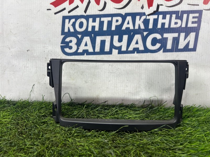 Консоль магнитофона Toyota Caldina ST246 3S-GTE (б/у)