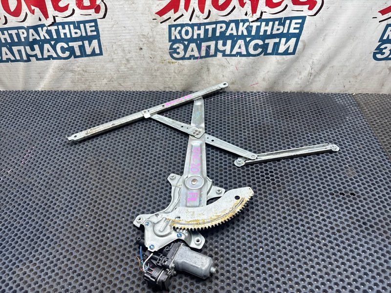 Стеклоподъемник Toyota Bb QNC20 K3-VE передний правый (б/у)