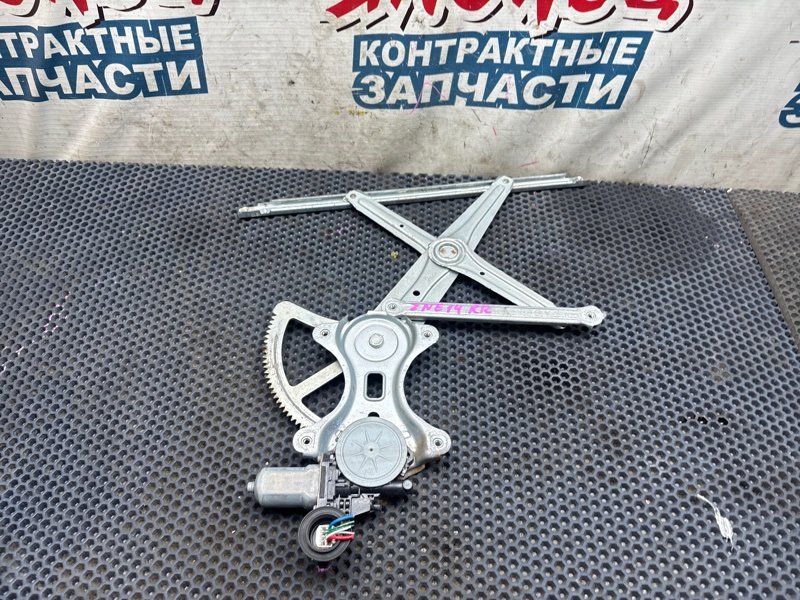 Стеклоподъемник Toyota Wish ZNE14 1ZZ-FE задний правый (б/у)