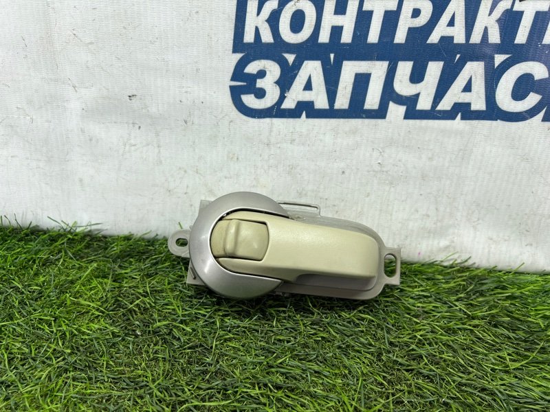 Ручка двери внутренняя Nissan March AK12 CR12DE передняя правая (б/у)
