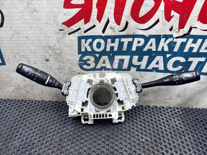 Блок подрулевых переключателей Mitsubishi Lancer Cedia CS2A 4G15 (б/у)