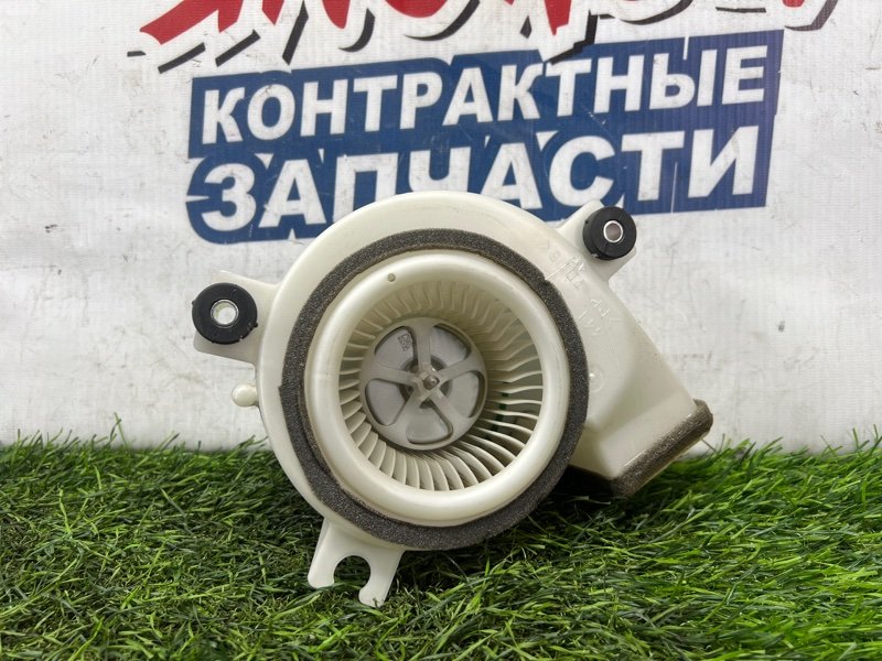Мотор охлаждения батареи Toyota Estima AHR20 2AZ-FXE (б/у)