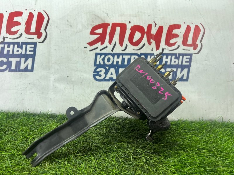 Блок abs Honda Stream RN1 D17A (б/у)