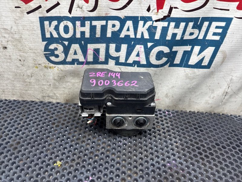 Блок abs Toyota Corolla Axio ZRE144 2ZR-FE (б/у)