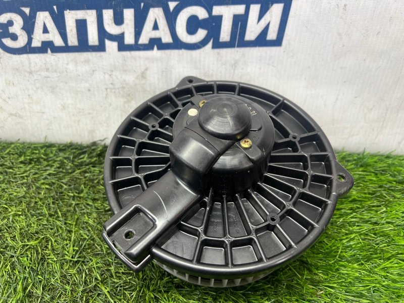 Мотор печки Honda Stream RN1 D17A (б/у)