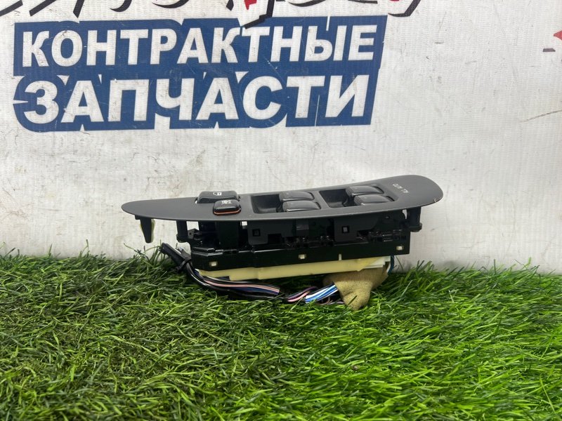 Блок упр. стеклоподьемниками Toyota Alphard ANH10 2AZ-FE передний правый (б/у)