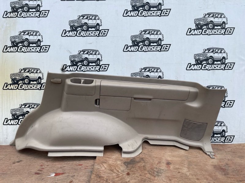 Обшивка багажника Toyota Land Cruiser UZJ100 2UZ-FE правая (б/у)