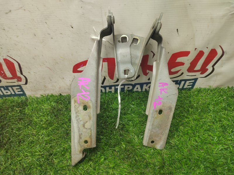 Петля капота Nissan March AK12 CR12DE (б/у)
