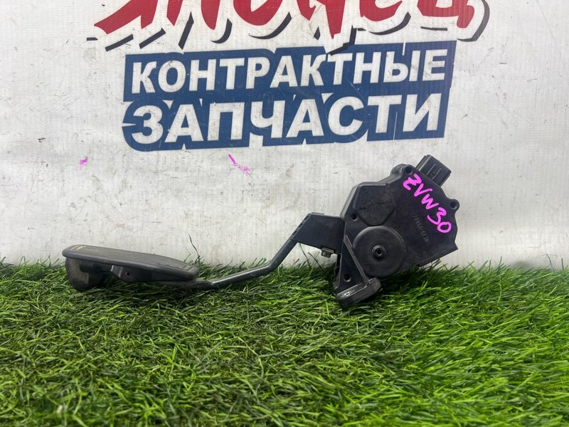 Педаль газа Toyota Prius ZVW30 2ZR-FXE (б/у)