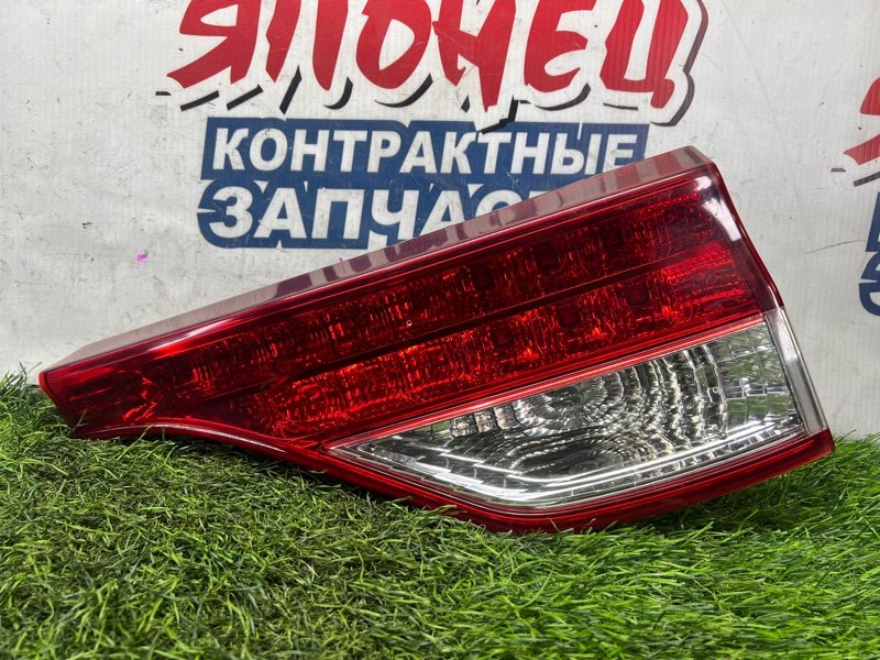 Вставка багажника Toyota Estima ACR50 2AZ-FE правая (б/у)