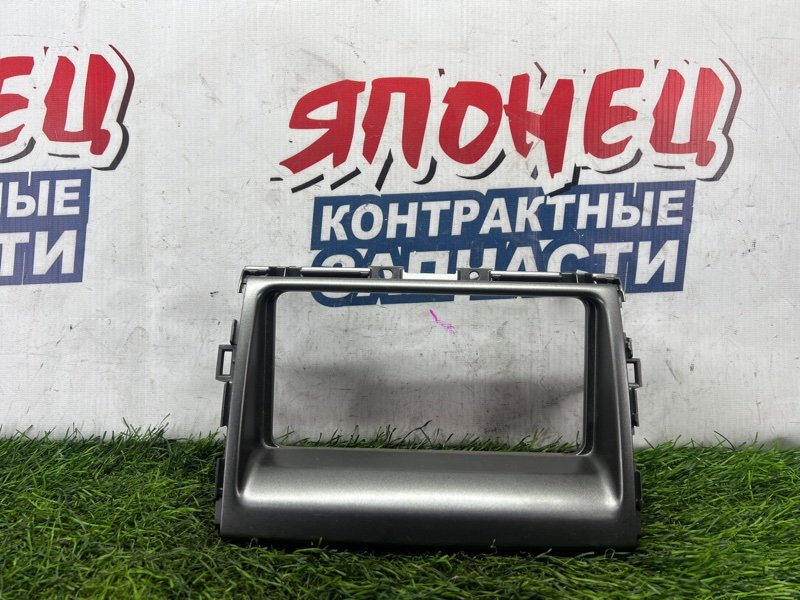 Консоль магнитофона Toyota Estima ACR50 2AZ-FE (б/у)