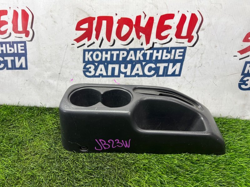 Бардачок между сиденьями Suzuki Jimny JB23W K6AT (б/у)