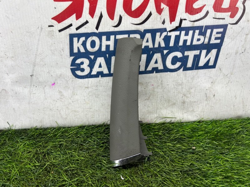 Накладка на торпеду Toyota Camry ACV40 2AZ-FE правая (б/у)