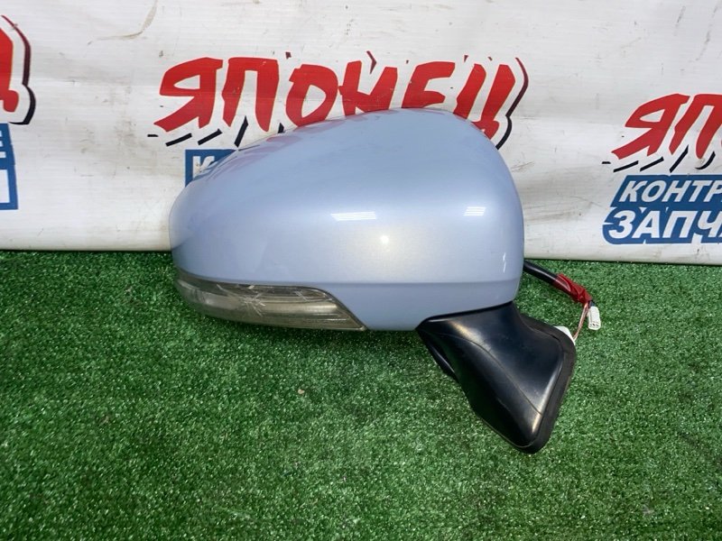Зеркало Toyota Prius ZVW30 2ZR-FXE переднее правое (б/у)