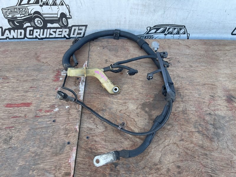 Проводка на стартер Toyota Land Cruiser UZJ100 2UZ-FE (б/у)