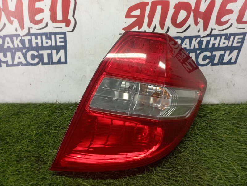 Стоп-сигнал Honda Fit GE6 L13A задний правый (б/у)