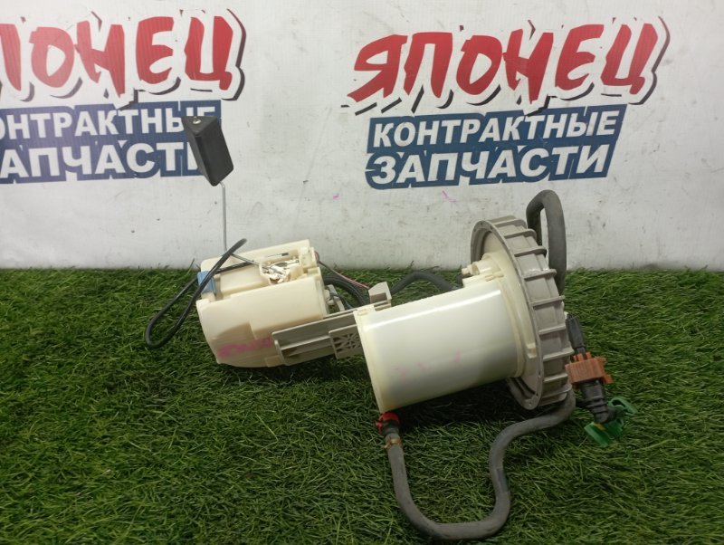Топливный насос Toyota Prius ZVW30 2ZR-FXE (б/у)